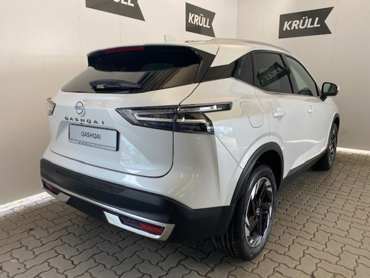 Nissan Qashqai 1.3 DIG-T MHEV N-Connecta Winter-&Komfortpaket