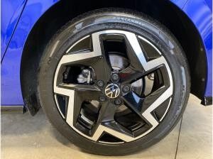 Volkswagen Golf VIII R-Line 2.0 TDI *Black Style*Rear View