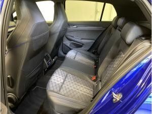 Volkswagen Golf VIII R-Line 2.0 TDI *Black Style*Rear View