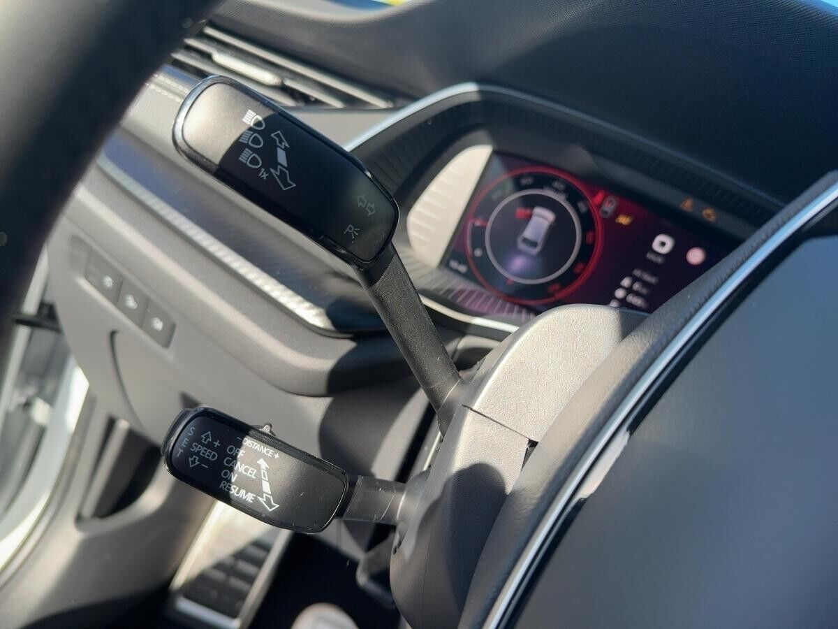 Skoda Octavia Combi 2.0 TDI Sportline DSG Matrix Navi🚀Sofort-Verfügbar🚀Autohaus-Schandert Top-Deal✨