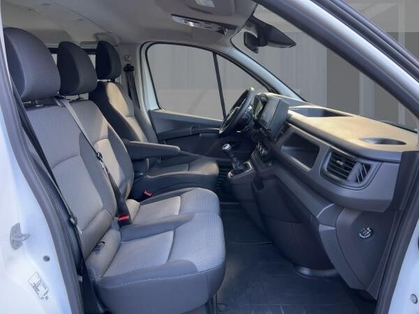 Nissan Primastar Doppelkabine L2H1 6-Sitze N-Connecta
