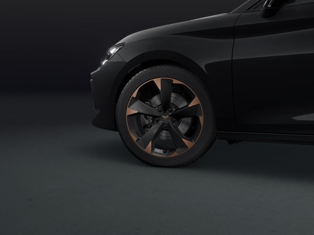 Cupra Leon Sp. 2.0 TSI 4Drive DSG AHK | HD-MATRIX | INTELLIGENT DRIVE | eHECK