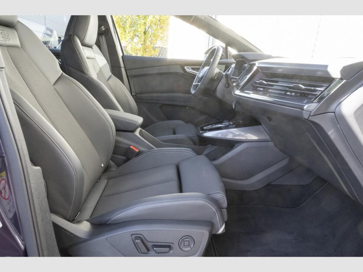 Audi Q4 e-tron 35 S line ACC*Matrix*AHK*360°*Navi