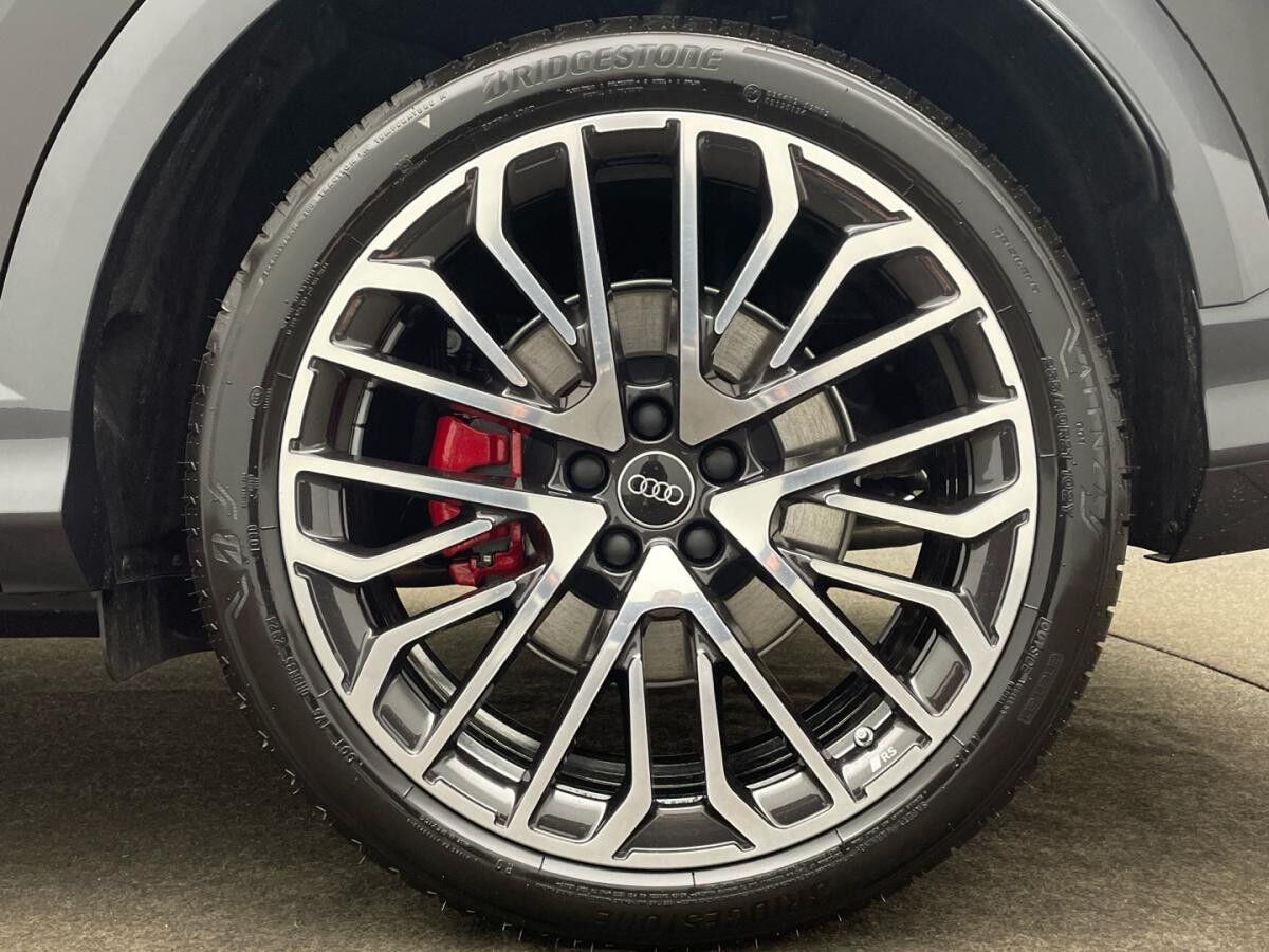 Audi SQ5 SUV 3.0 TFSI Kamera Massagesitz ACC