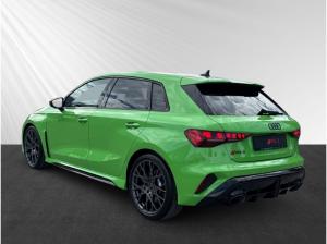 Audi RS3 Sportback qu S tro 360°+HuD+Navi+Matrix+Pano