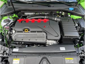 Audi RS3 Sportback qu S tro 360°+HuD+Navi+Matrix+Pano