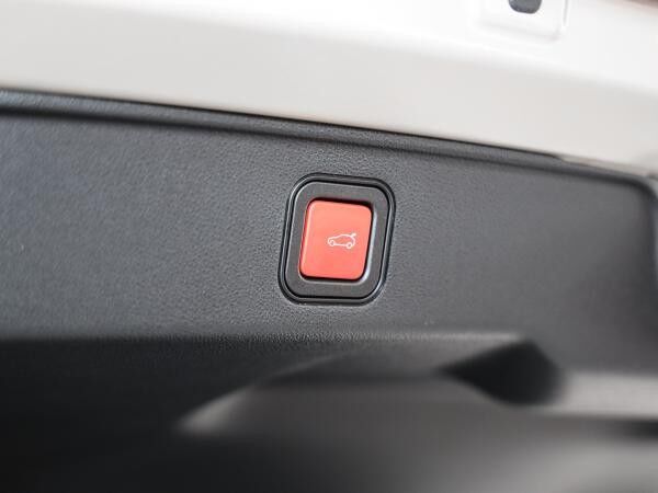 Fiat 600 ⚡La Prima⚡ Hybrid DCT  Navi  Massage Sitz LED