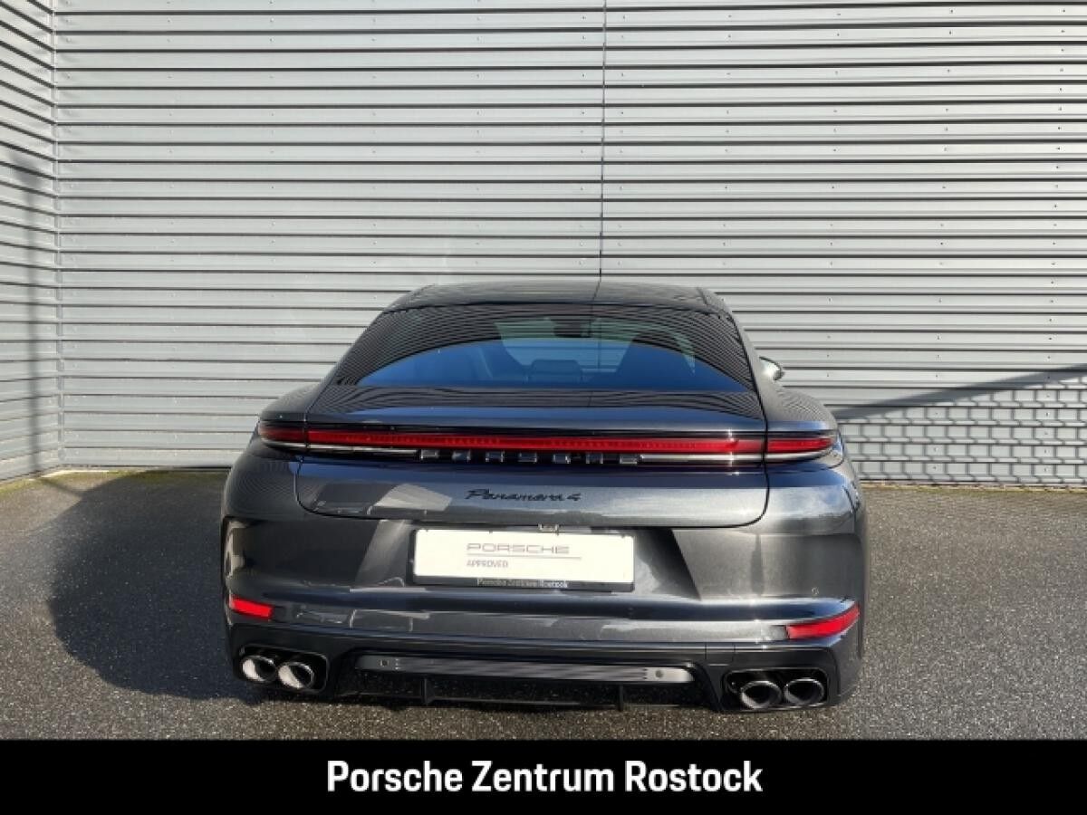 Porsche Panamera 4 E-Hybrid