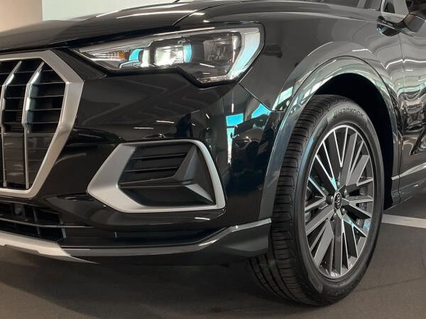 Audi Q3 35 TFSI advanced S tronic NAVI/AHK/LM19/ACC