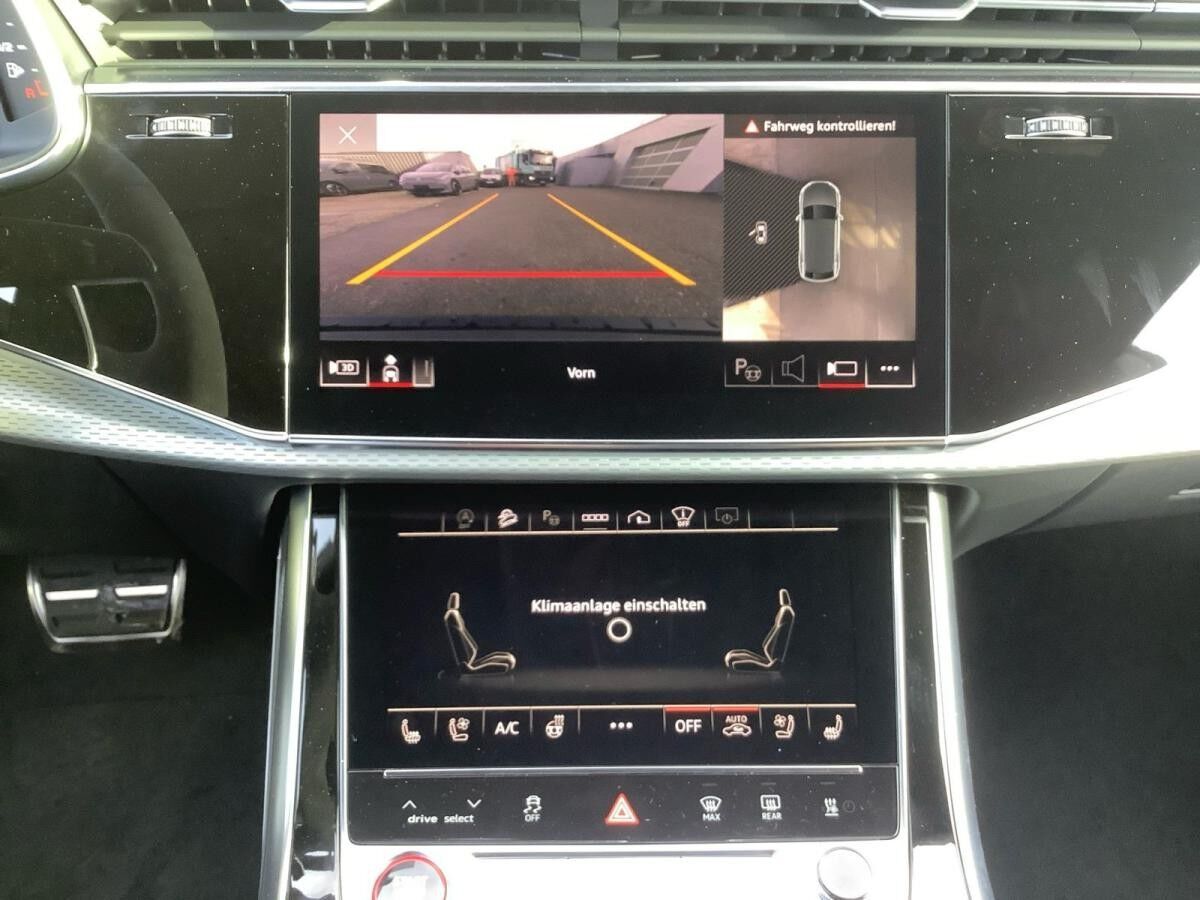 Audi RS Q8 SUV performance tiptronic Audi RS Q8 SUV performance tiptronic