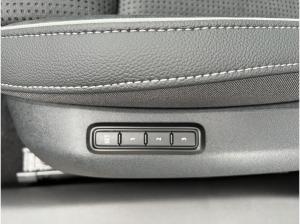 Skoda Superb Combi Sportline 2.0 TDI DSG SOFORT VERFÜGBAR! Navi DCC Pano AHK 360°