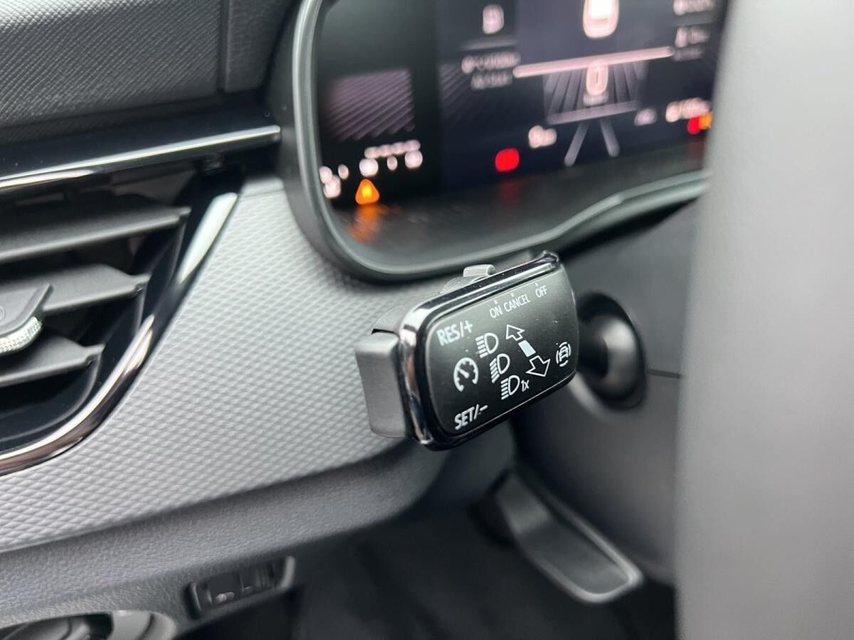 Skoda Kamiq 1.0 TSI SOFORT VERFÜGBAR! Klima Virtual LED PDC SHZ SpurH