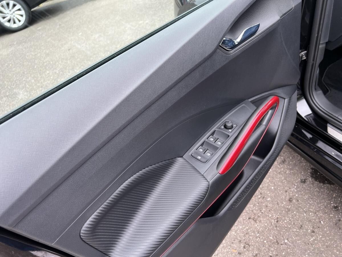 Skoda Fabia Monte Carlo SOFORT VERFÜGBAR! LED Kamera Virtual Display PDC