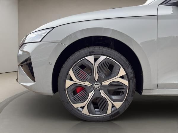 Skoda Octavia SOFORT VERFÜGBAR ! Combi RS Navi Pano DCC AHK 360° eHeck