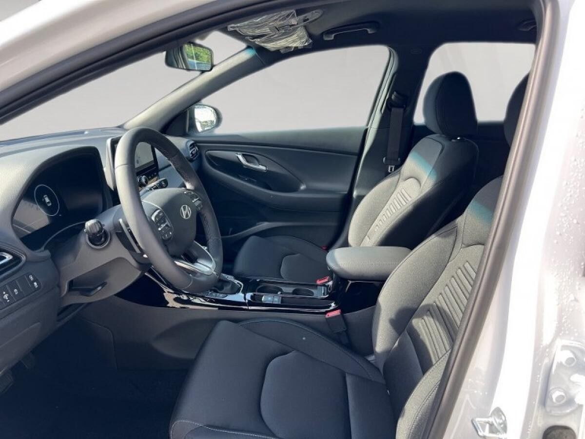 Hyundai i30 (MY25) 1.5 T-GDI (140PS) 7-DCT 2WD ADVANTAGE