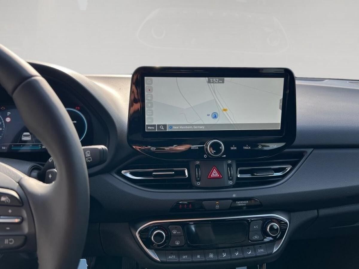 Hyundai i30 (MY25) 1.5 T-GDI (140PS) 7-DCT 2WD ADVANTAGE