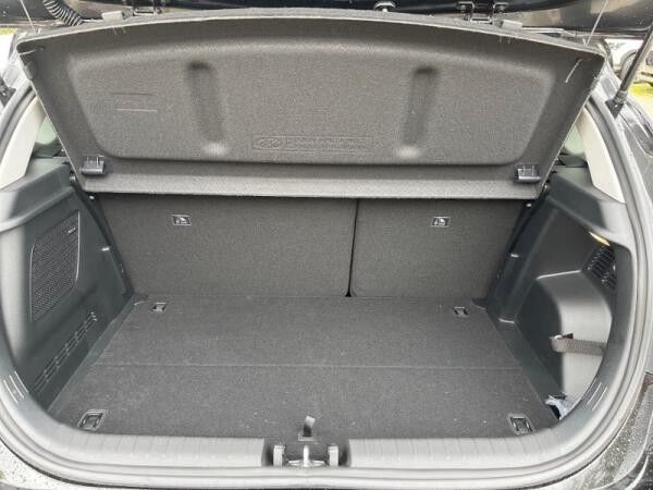 Hyundai i20 (MY25) 1.0 T-GDI (100 PS) 6-MT 2WD Prime