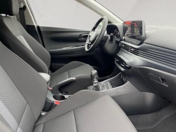 Hyundai i20 (MY25) 1.0 T-GDI (100 PS) 6-MT 2WD Prime