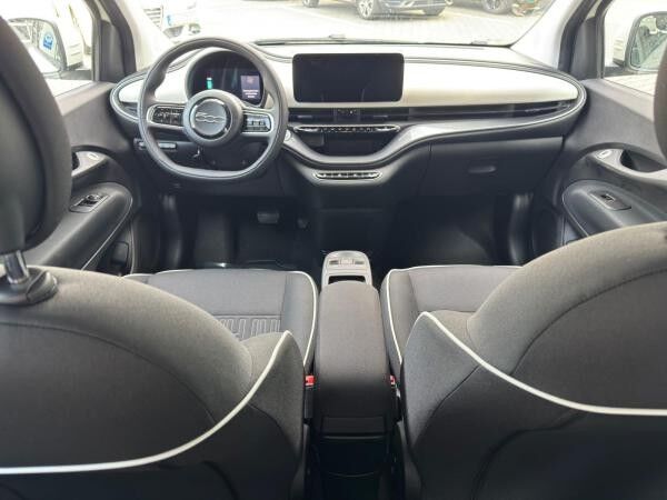 Fiat 500e Icon 42 kWh in 2 Farben Verfügbar Abholung Mannheim