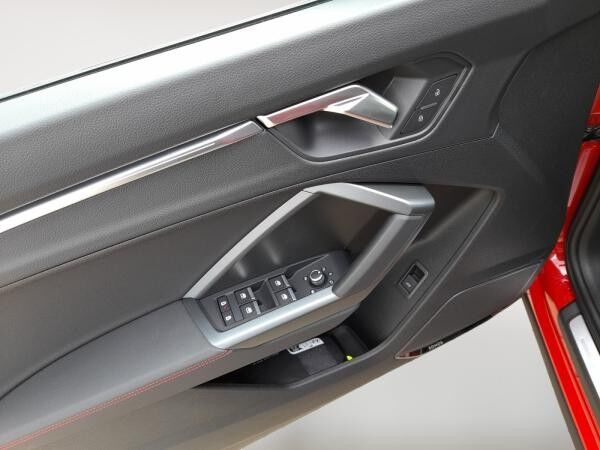 Audi Q3 Sportback 40 TDI quattro S-Line Matrix STH 20