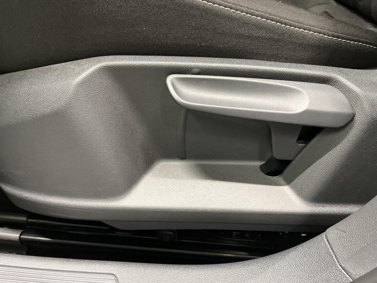 Volkswagen T-Cross Life 1.0 TSI 2xKlima ACC AHK KlimaA LED