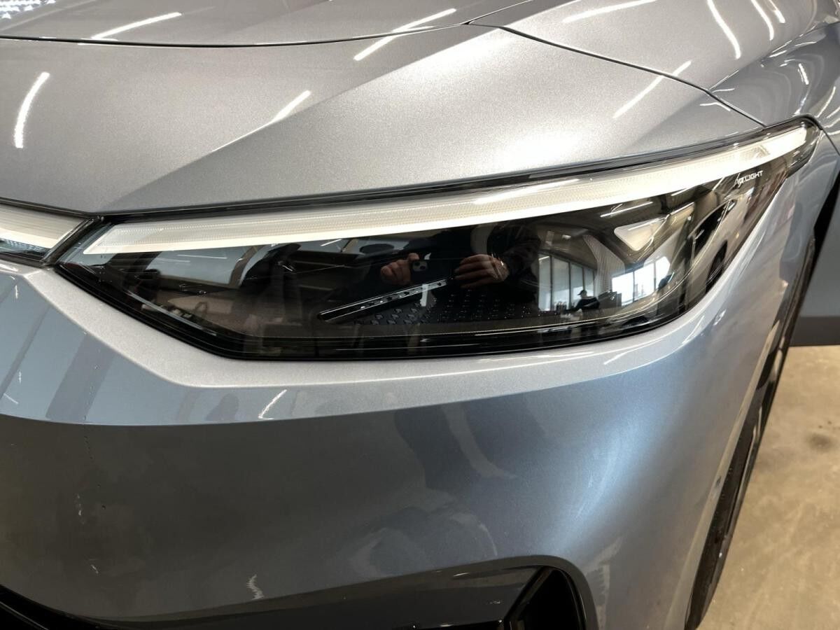 Volkswagen ID.7 Tourer Pro S 360 ACC AHK AUT Akustikglas