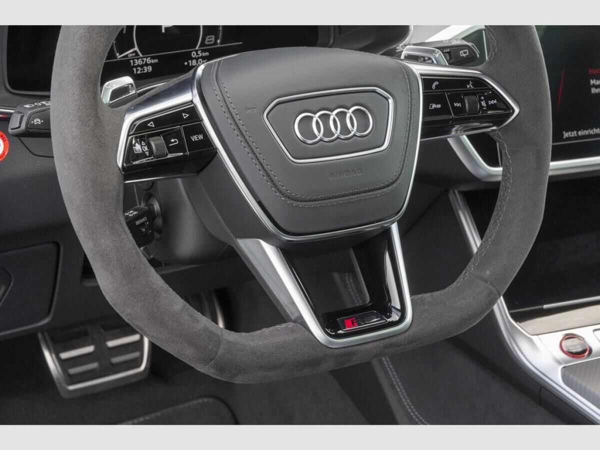 Audi RS6 Black+/B+O Advanced/RS-AGA/Pano/Laser/HuD/ACC/22Zoll/DRC