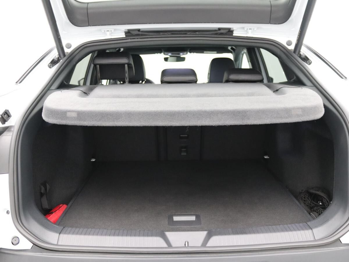 Volkswagen ID.5 Pro Performance / Navi, Matrix, 360°, AHK