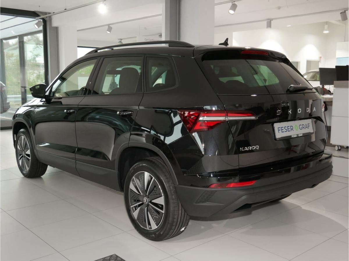 Skoda Karoq 1.5 TSI Tour DSG AHK Kessy Navi RüKa Sitzh
