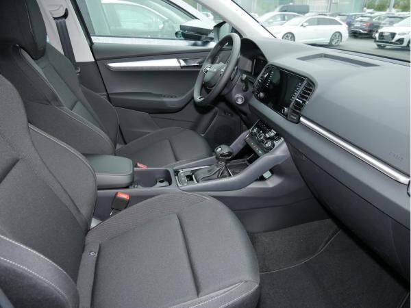 Skoda Karoq 1.5 TSI Tour DSG AHK Kessy Navi RüKa Sitzh