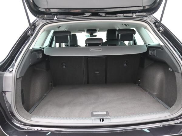 Seat Leon Sportstourer FR 1.5 eTSI DSG / Matrix, ACC