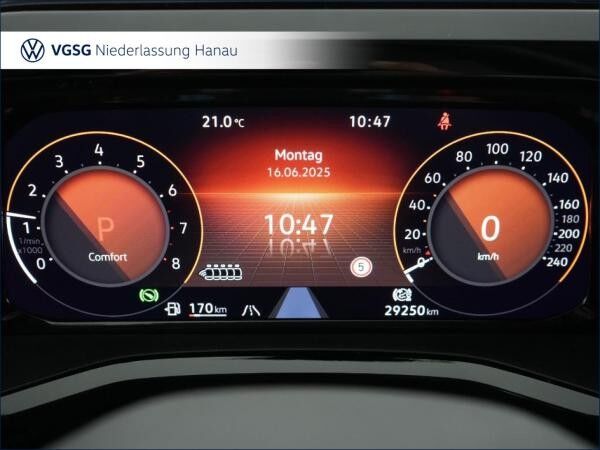 Volkswagen Multivan Lang Life DCC AHK Panoramadach AGR 7 Sitz