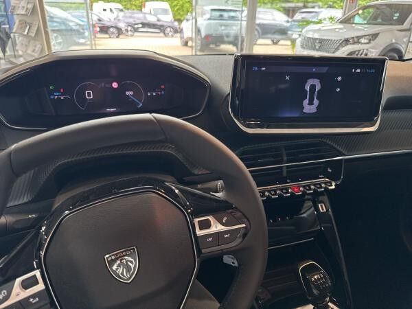Peugeot 208 ALLURE PT100 LED/CARPLAY/SHZ/PDC