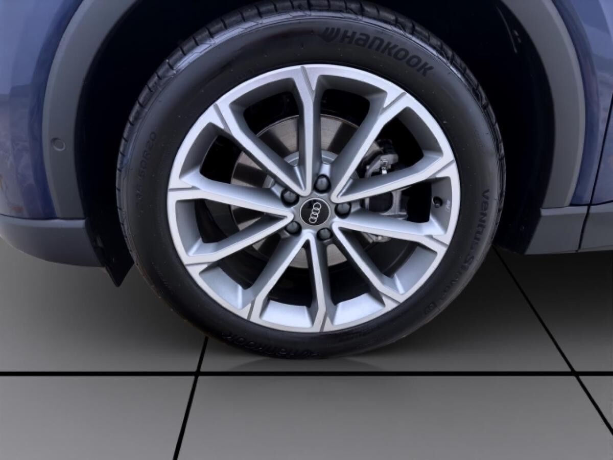 Audi Q4 e-tron e-tron Sportback 35 NAVI SHZG LM20 AHK