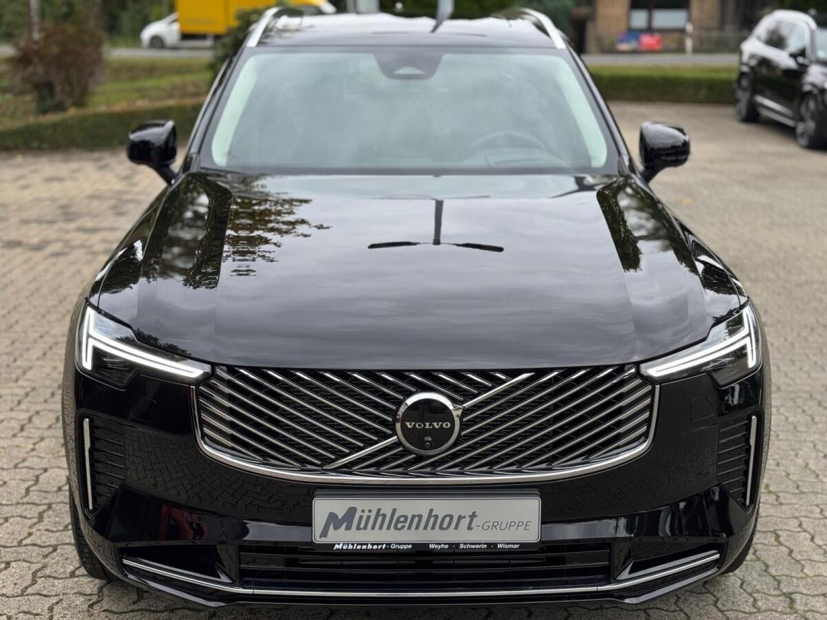 Volvo XC90 T8 AWD ULTRA BRIGHT- MJ26 - FACELIFT -7Sitzer - Sofort lieferbar