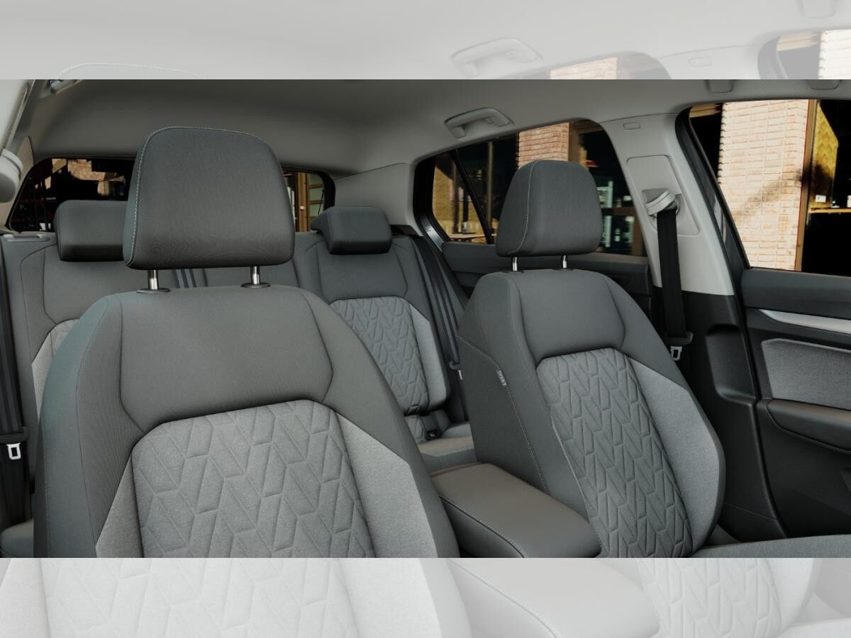 Volkswagen Golf Life eTSI DSG FLA ACC LED SHZ PDC KlimaA