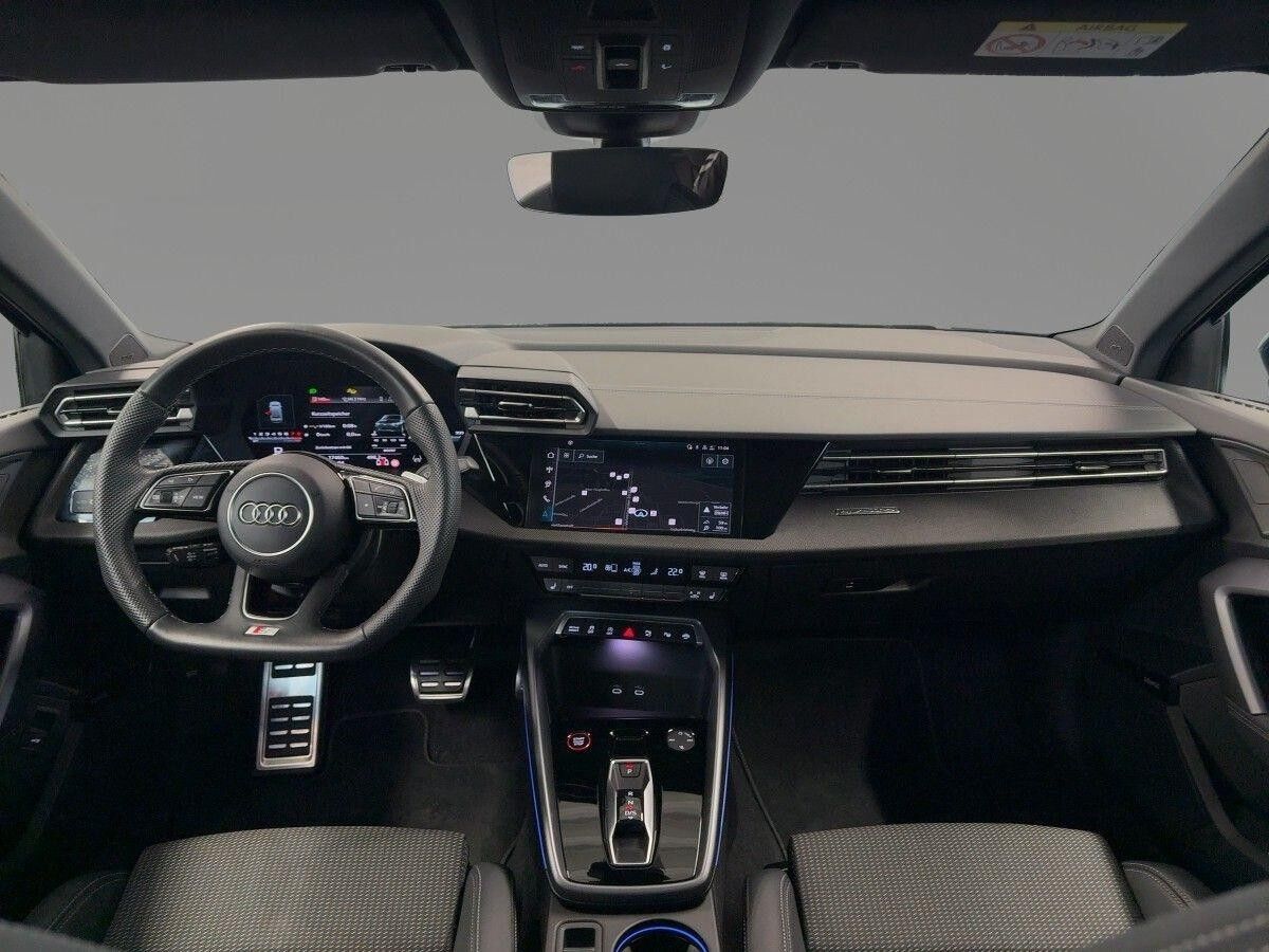Audi S3 Limousine 2.0 TFSI Matrix Pano SONOS Kamera