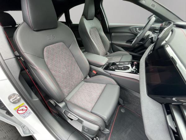 Audi A5 Lim e-hybrid qu. Matrix B&O Pano HuD AHK 360°