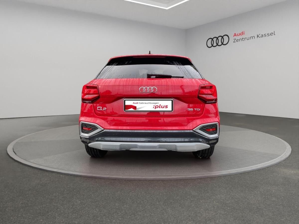 Audi Q2 35 TDI Matrix Navi PDC AHK
