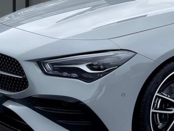Mercedes-Benz CLA 200 Shooting Brake Special Edition Pano Distronic