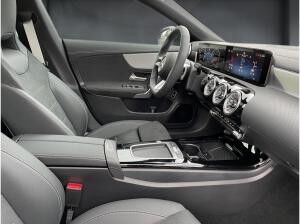 Mercedes-Benz CLA 200 Shooting Brake Special Edition Pano Distronic