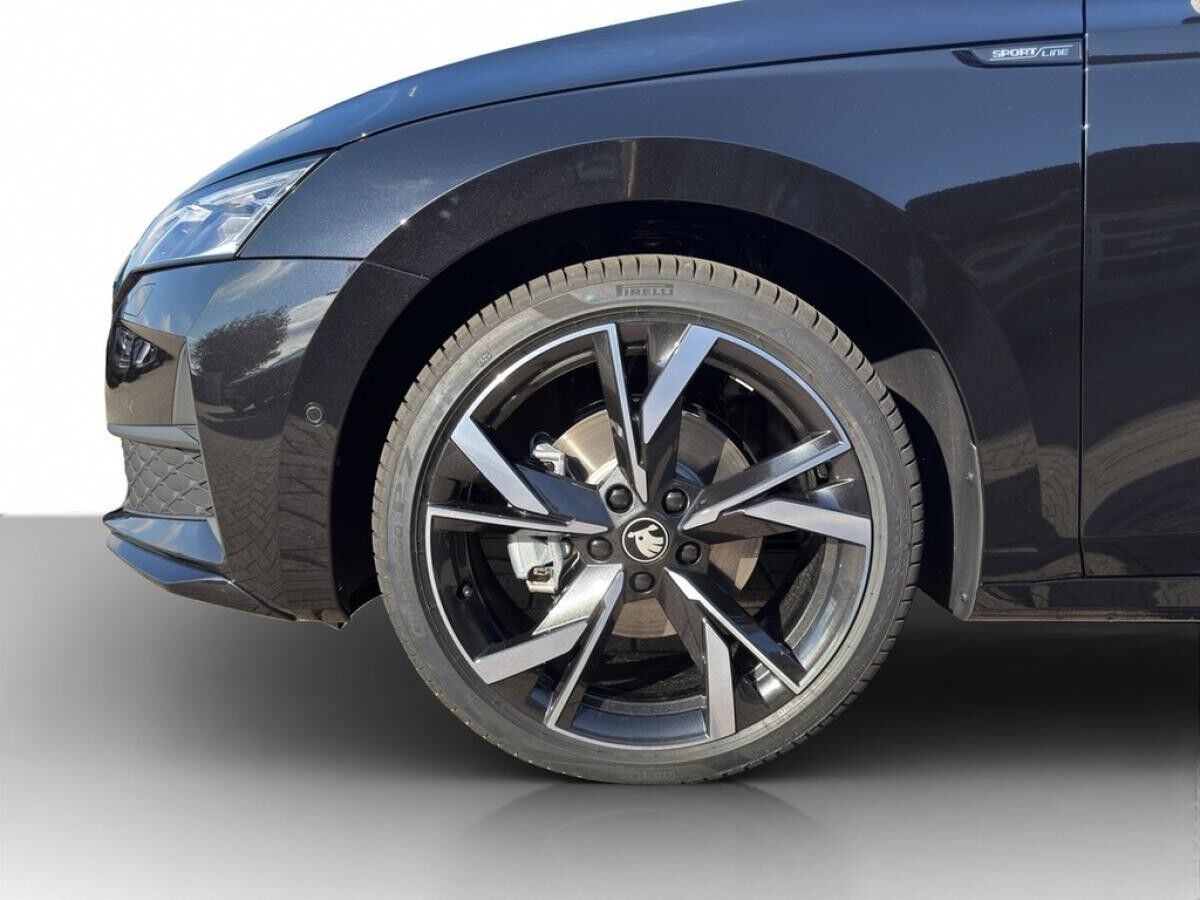 Skoda Octavia Combi 2.0 TSI DSG 4x4 - Sportline DCC*AHK*PANO*STHZG*CANTON*HUD*MATRIX*NAV*SHZ*ACC*PARKLENK*360°*EL.