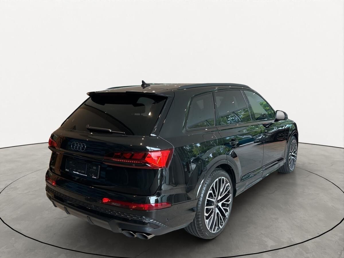 Audi SQ7 SUV TFSI 373 kW tiptronic (MT)