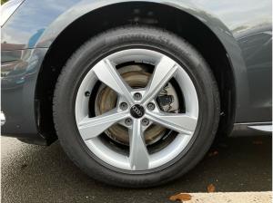 Audi A4 Avant advanced 30TDI S-tronic / MMI-Navi plus