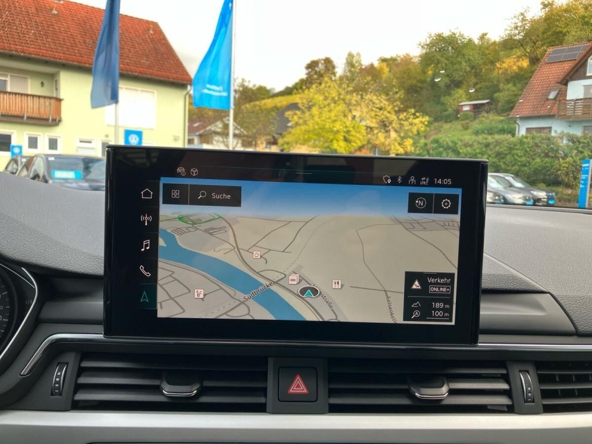 Audi A4 Avant advanced 30TDI S-tronic / MMI-Navi plus