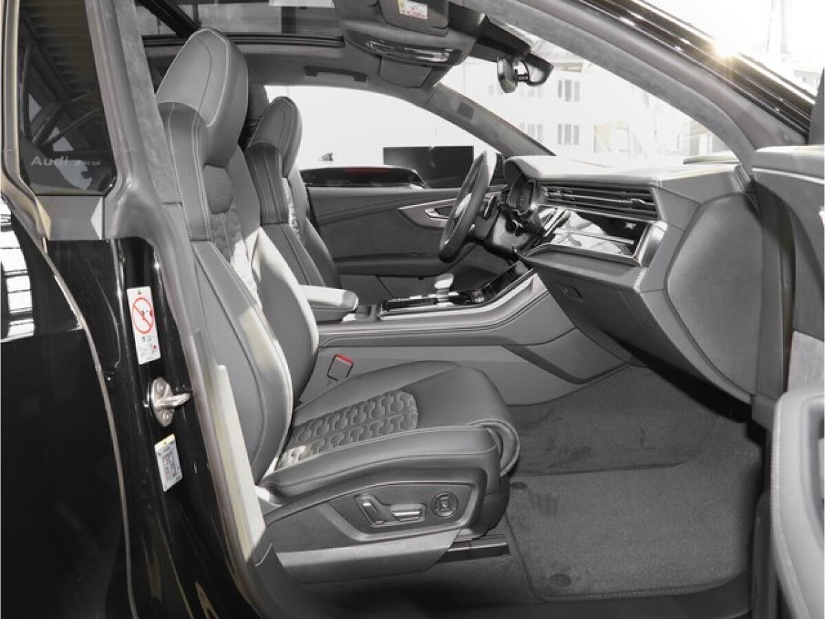Audi RS Q8 Performance 305 km/h, Pano, Head-up, LM23