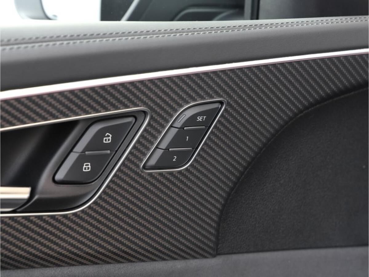 Audi RS Q8 Performance 305 km/h, Pano, Head-up, LM23