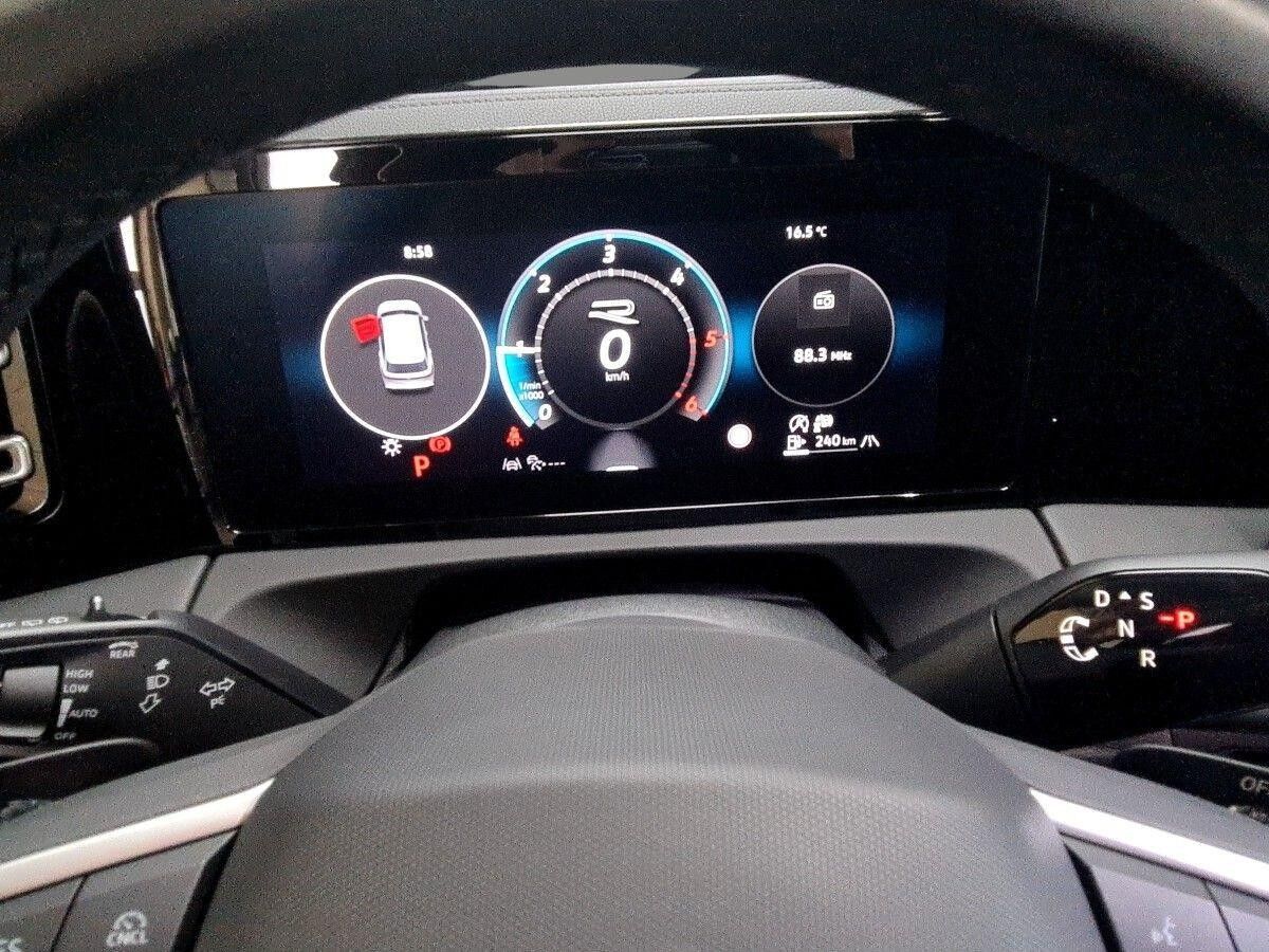 Volkswagen Tiguan 2.0 TDI R-Line 4 MOTION DSG *AHK*MATRIX*