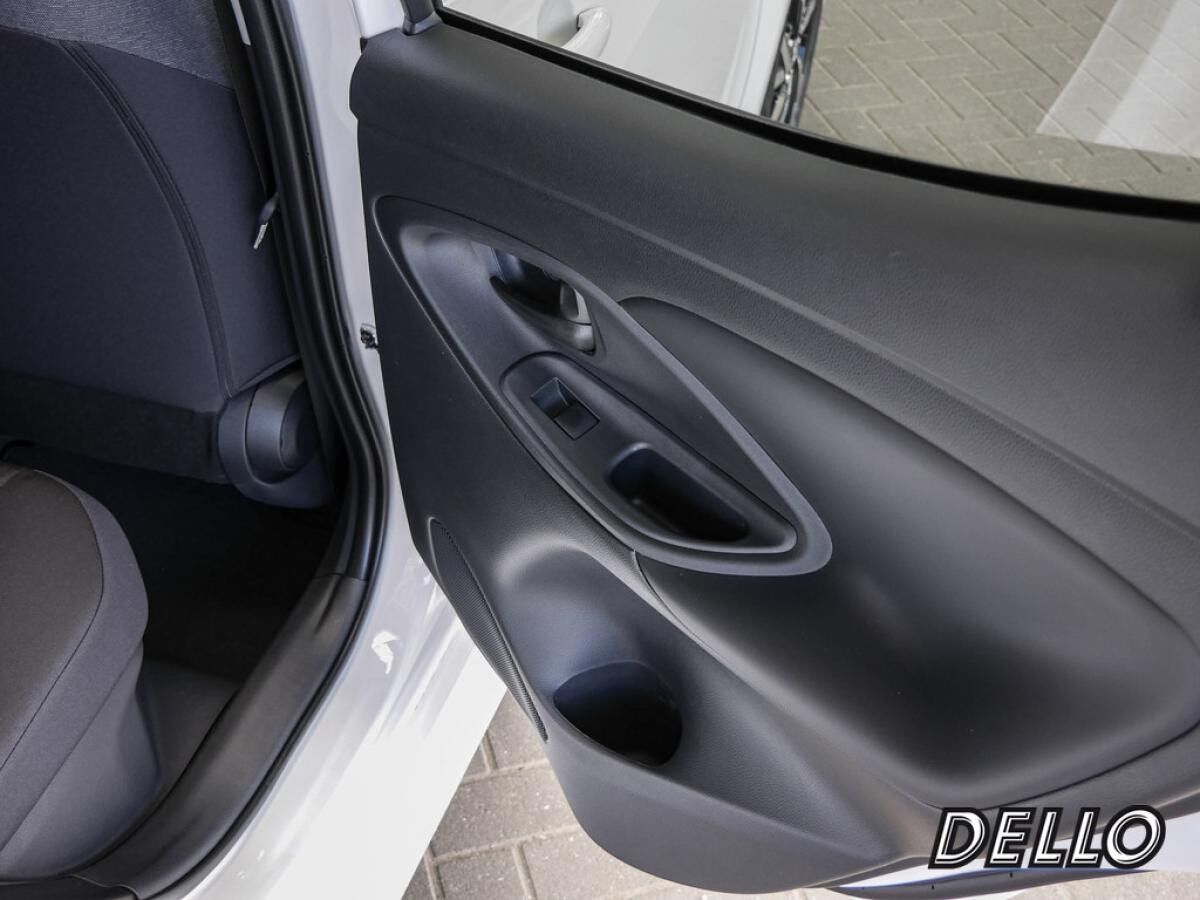 Toyota Yaris Teamplayer inkl. Safety + Comfort  *GEWERBEAKTION*