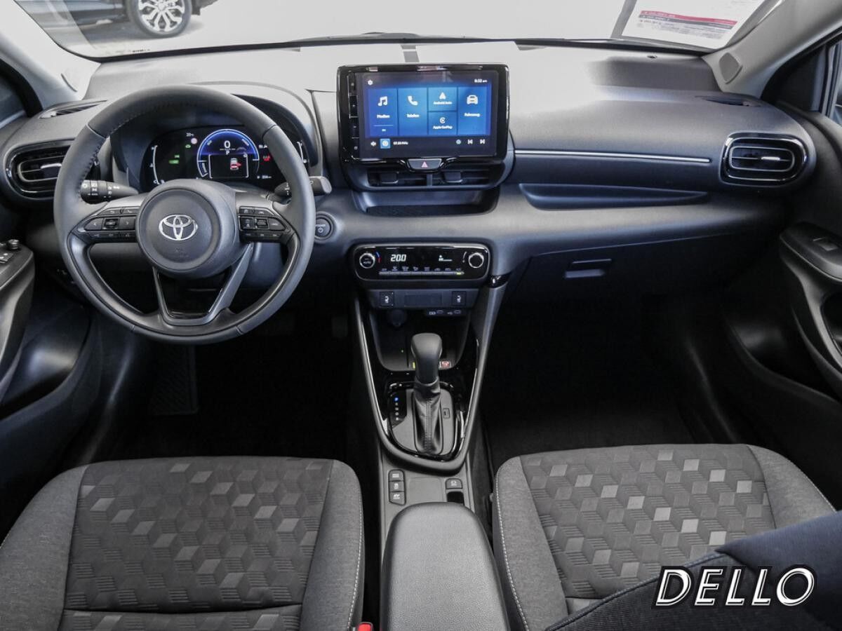 Toyota Yaris Teamplayer inkl. Safety + Comfort  *GEWERBEAKTION*